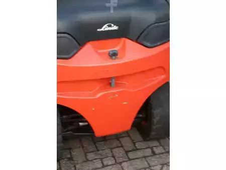 Carrelli elettrici 4 ruote 2016  Linde E40H-01/600 (19)