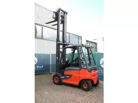 Carrelli elettrici 4 ruote 2016  Linde E40H-01/600 (33)