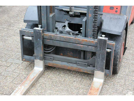 Wózki gazowe 2010  Linde H25T-01 (10)