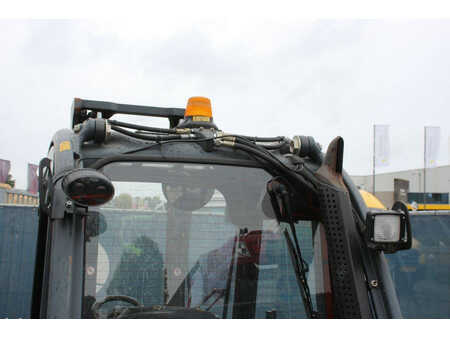 Wózki gazowe 2010  Linde H25T-01 (17)