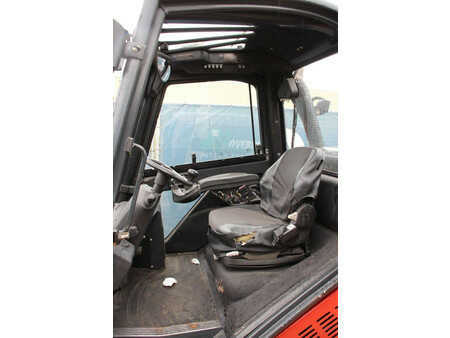 Wózki gazowe 2010  Linde H25T-01 (21)