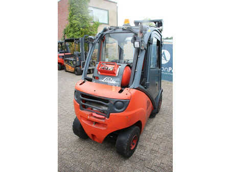 Wózki gazowe 2010  Linde H25T-01 (5)