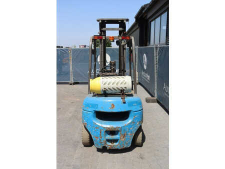 LPG VZV 2008  Nissan CPQD25N (4)