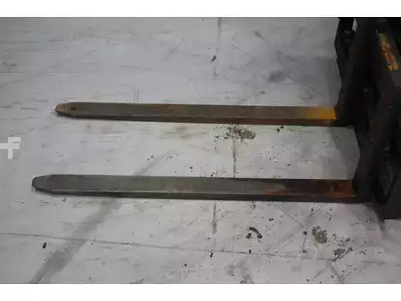 Electric - 4 wheels 1996  Linde E18P (11)