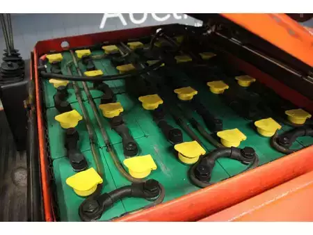 Electric - 4 wheels 1996  Linde E18P (18)