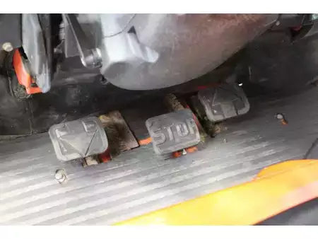 Electric - 4 wheels 1996  Linde E18P (23)