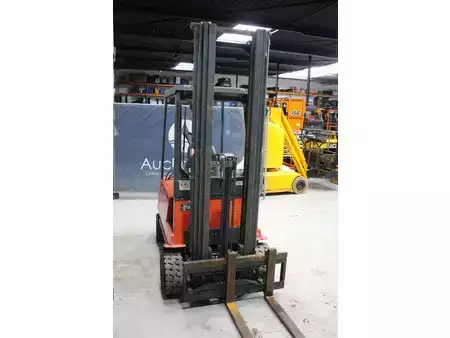 Electric - 4 wheels 1996  Linde E18P (6)