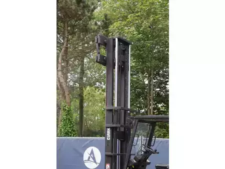 Diesel heftrucks - [div]  (33)
