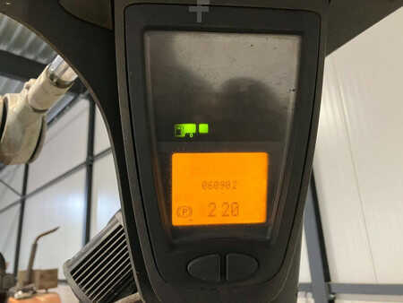 Dieselový VZV 2010  Linde H30D-01 (12)