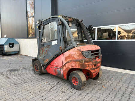 Diesel gaffeltruck - Linde H30D (3)