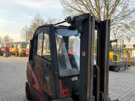 Diesel gaffeltruck - Linde H30D (8)