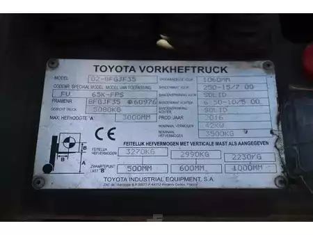 Treibgasstapler 2016  Toyota 02-8FGJF35 (29)