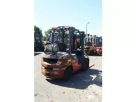 Treibgasstapler 2016  Toyota 02-8FGJF35 (6)