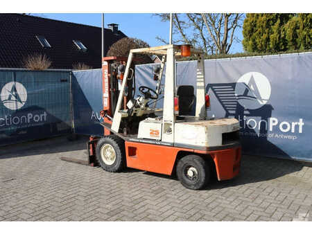 Dieseltrukki - Nissan EH02A25U (3)