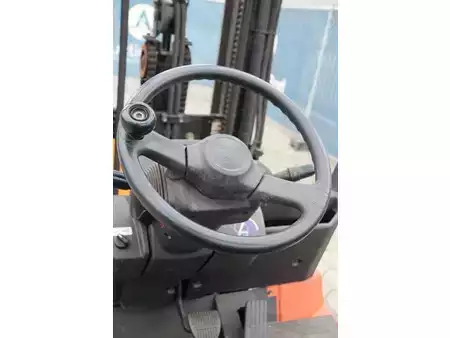 Eléctrica de 4 ruedas 2005  Toyota 7FBMF25 (29)