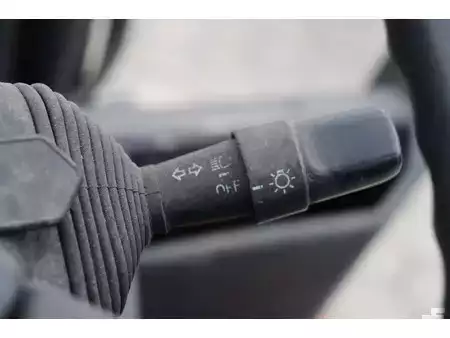 Eléctrica de 4 ruedas 2005  Toyota 7FBMF25 (31)