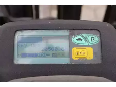 Eléctrica de 4 ruedas 2005  Toyota 7FBMF25 (33)