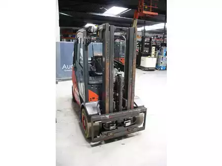Carretilla elevadora GLP 2015  Linde H30t-02 (6)