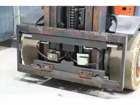 Carretilla elevadora GLP 2015  Linde H30t-02 (8)