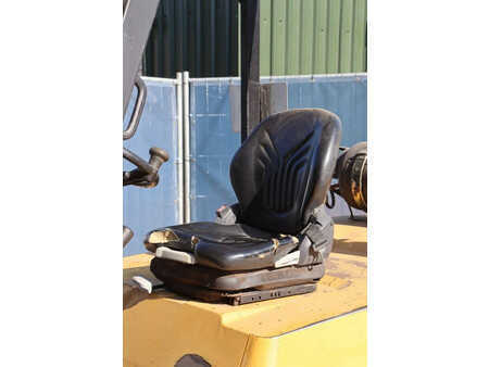 LPG Forklifts 2000  CAT Lift Trucks GP40K (18)