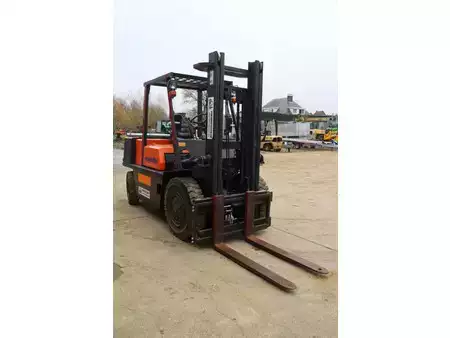 Diesel gaffeltruck - [div]  (7)