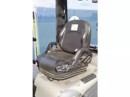 Dieselstapler 2005  Nissan FL01A15 (21)