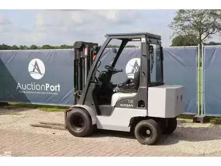 Dieselstapler 2005  Nissan FL01A15 (3)