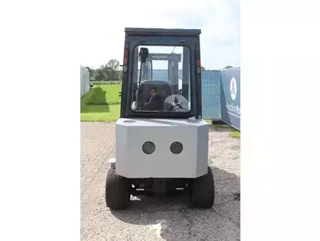 Dieselstapler 2005  Nissan FL01A15 (5)