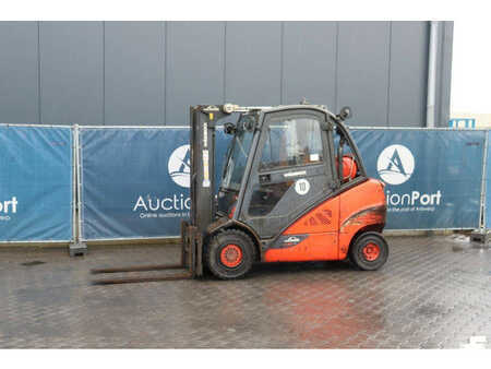 Gas truck 2014  Linde H30T-02 (1)