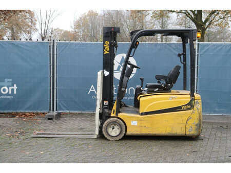 Elektro čtyřkolový VZV 2018  Yale ERP18VT LWB E2136 (2)