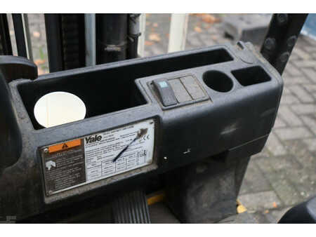 Elektro čtyřkolový VZV 2018  Yale ERP18VT LWB E2136 (24)