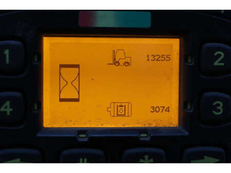 Elektro čtyřkolový VZV 2018  Yale ERP18VT LWB E2136 (30)