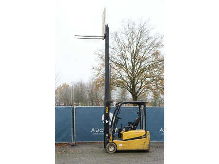 Elektro čtyřkolový VZV 2018  Yale ERP18VT LWB E2136 (31)