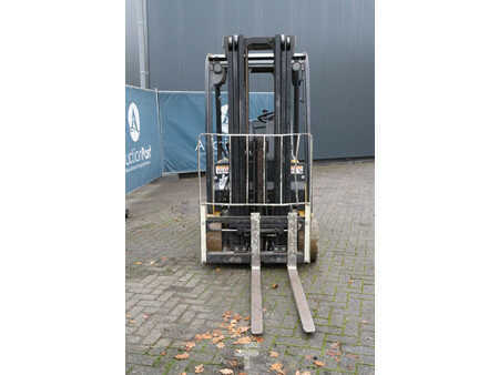 Elektro čtyřkolový VZV 2018  Yale ERP18VT LWB E2136 (8)