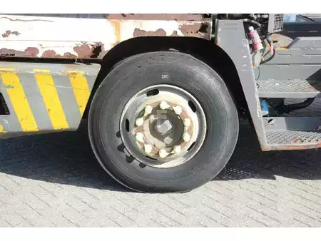 Terminaltraktor 2008  Terberg YT222 (11)