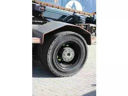 Terminaltraktor 2008  Terberg YT222 (12)