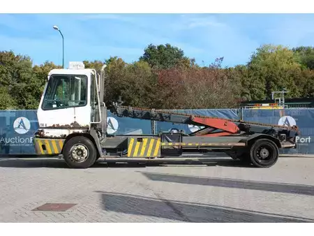 Terminaltraktor 2008  Terberg YT222 (2)