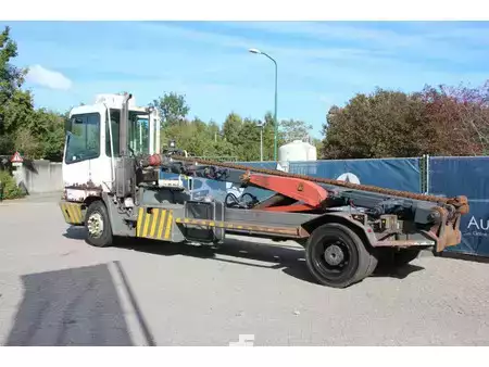 Terminaltraktor 2008  Terberg YT222 (3)