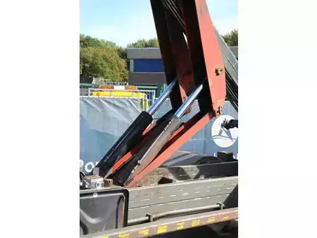 Terminaltraktor 2008  Terberg YT222 (32)