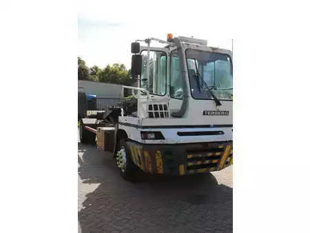 Terminaltraktor 2008  Terberg YT222 (6)