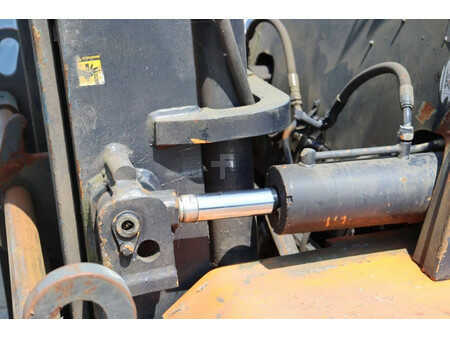 Dieselstapler 1998  Halla HDF70 (15)