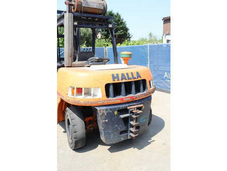 Dieselstapler 1998  Halla HDF70 (18)