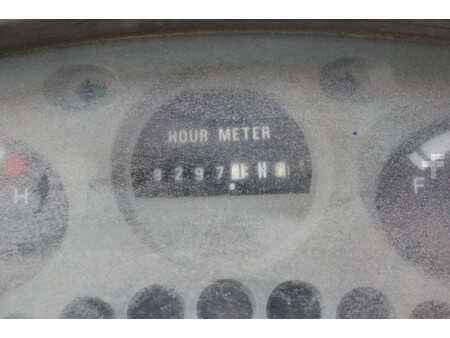 Dieselstapler 1998  Halla HDF70 (27)