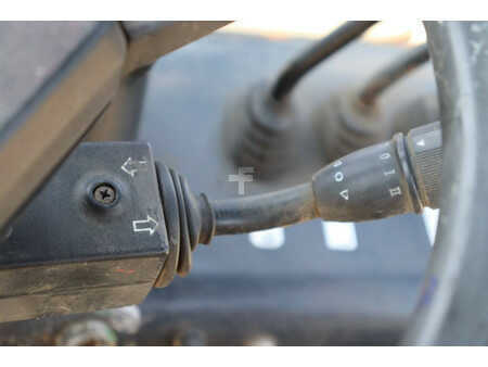 Dieselstapler 1998  Halla HDF70 (29)