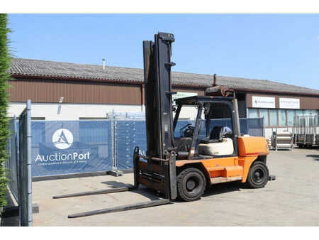 Dieselstapler 1998  Halla HDF70 (9)