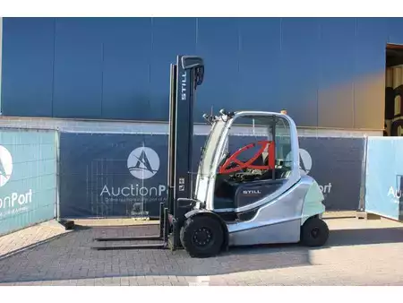 Eléctrica de 4 ruedas - Still RX60-50 (1)