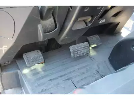 Eléctrica de 4 ruedas - Still RX60-50 (24)