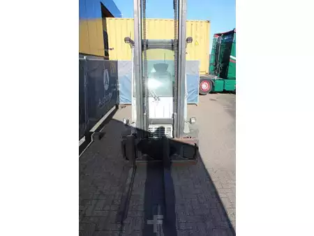 Eléctrica de 4 ruedas - Still RX60-50 (7)