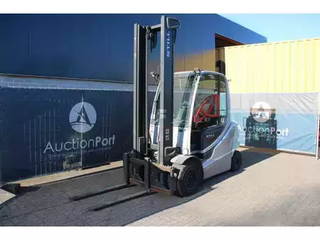 Eléctrica de 4 ruedas - Still RX60-50 (8)