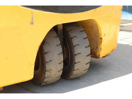 Eléctrica de 4 ruedas 2001  CAT Lift Trucks EP16KT (12)